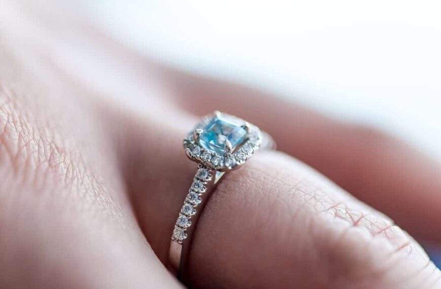 Photo Engagement ring